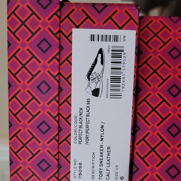 Tory Burch Sneaker - Picture 5 of 5